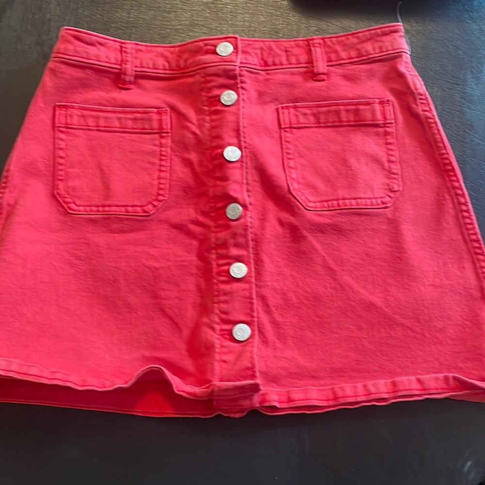 Red skirt